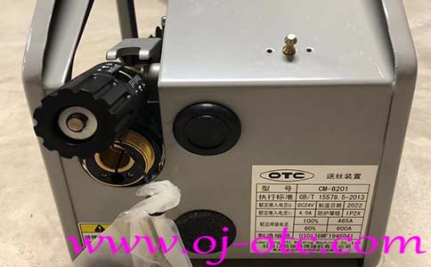 CM8201 Máy cấp dây hàn