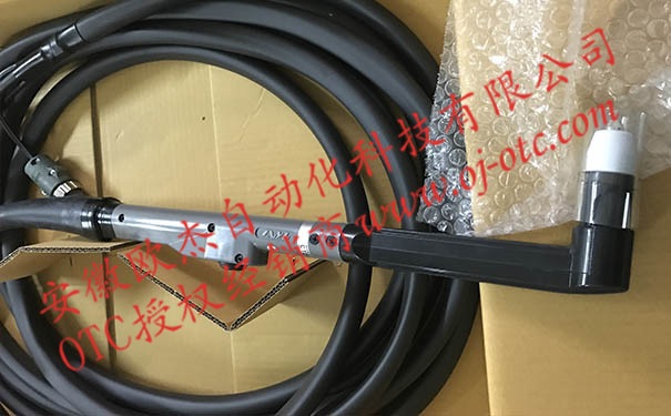 Mỏ cắt OTC CTZW-1201 - Góc nhìn tổng thể