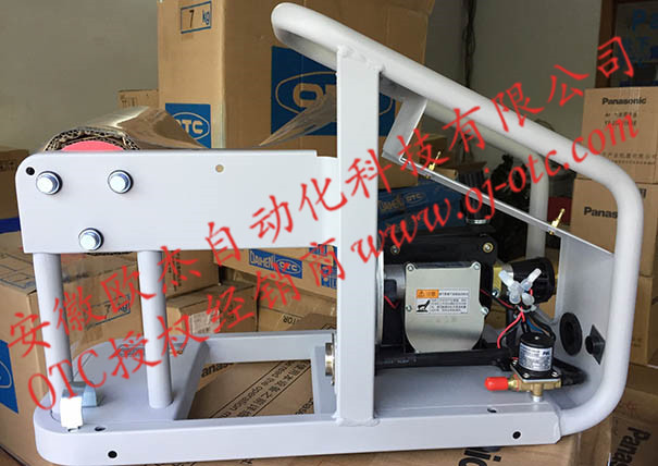 Máy đẩy dây OTC CM-6201 - Cấu trúc bên trong