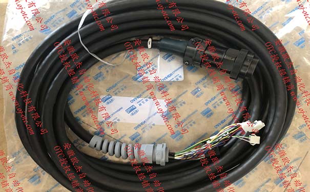 Cáp điều khiển robot OTC A2 L9241F00 8m - góc nhìn 2