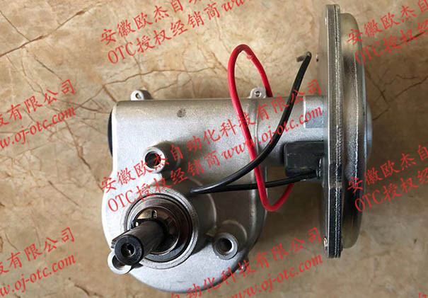 Động cơ đẩy dây OTC U30055L01 - Góc nhìn thực tế